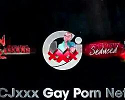 Chicos se vuelven locos con acción a pelo en la selva tailandesa