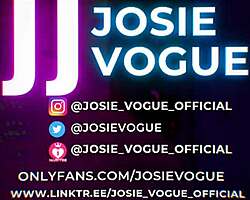 Adorable twink spanks his tight ass with a dildo for fun.