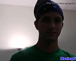 यो, ले ले, अपमानित ट्विंक गांड में स्लैम हो रहे