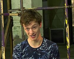 Μεγάλο πέος, Υποτακτικό, Νεαρός αδύνατος, Bdsm, Πρωκτικό, Σκληρό, Δονητής