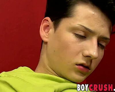 Homo Thug Benjamin Riley Gets Straight to Solo Action in Skinny Twink Style