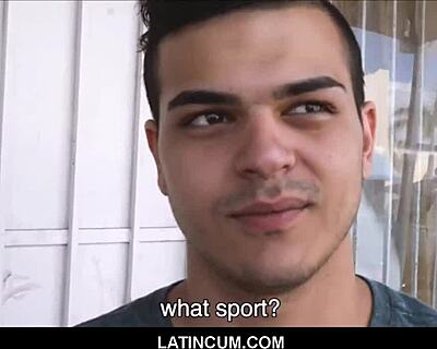 Straight ισπανός λατίνος jock γαμιέται σκληρά από gay τύπο για λεφτά