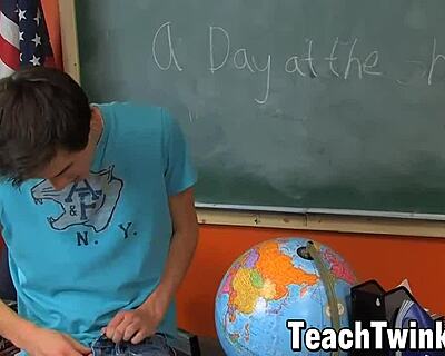 סקיילר בלו החמוד דופק את קאלוב ברידג' אחרי מציצה לוהטת