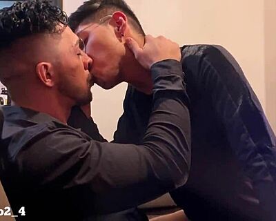 man, ryan ross e mike bebecito sucking each other off after work feels amazing