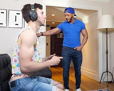 Manroyale Gamer Twink Seduces Delivery Driver with Tight Wet Ass