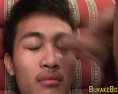 азиатские твинки получают сперму на лицо, блин, шокирован!