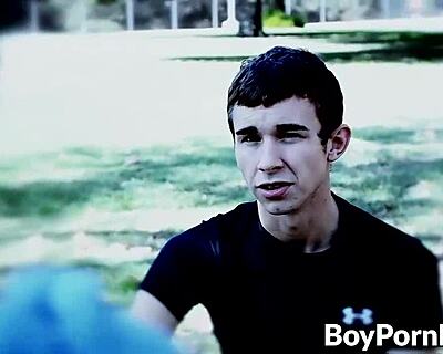 Ucker Vamp Hungers for Twink Flesh in Deepthroat Anal Play